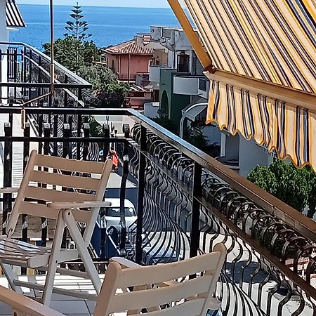 Savoca Apartment Giardini Naxos Eksteriør bilde
